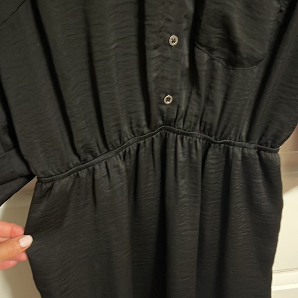 Forever 21 black dress with cinched waist size XS - Picture 3 of 8